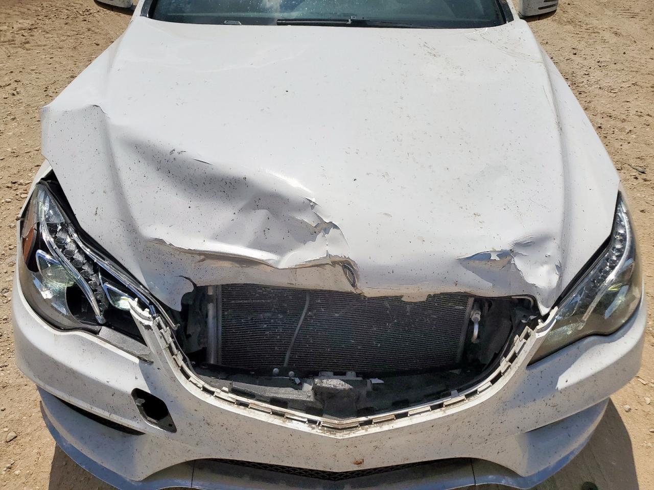 2016 MERCEDES-BENZ E-Class