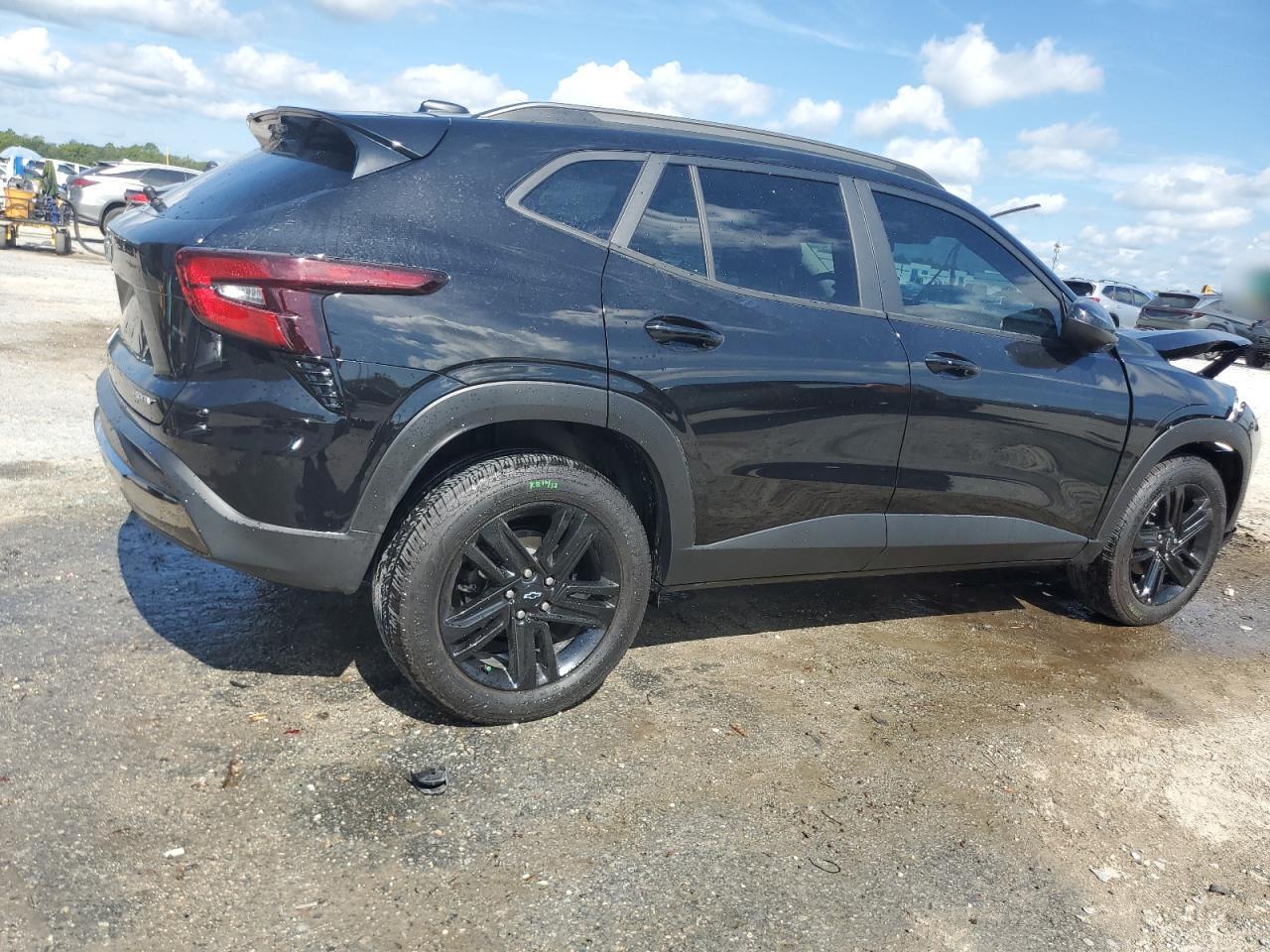 2025 CHEVROLET TRAX