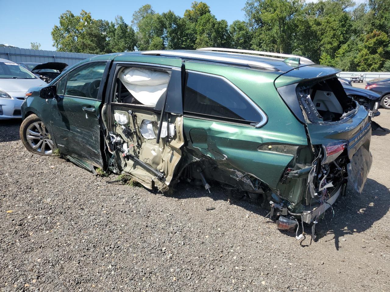 2021 TOYOTA SIENNA