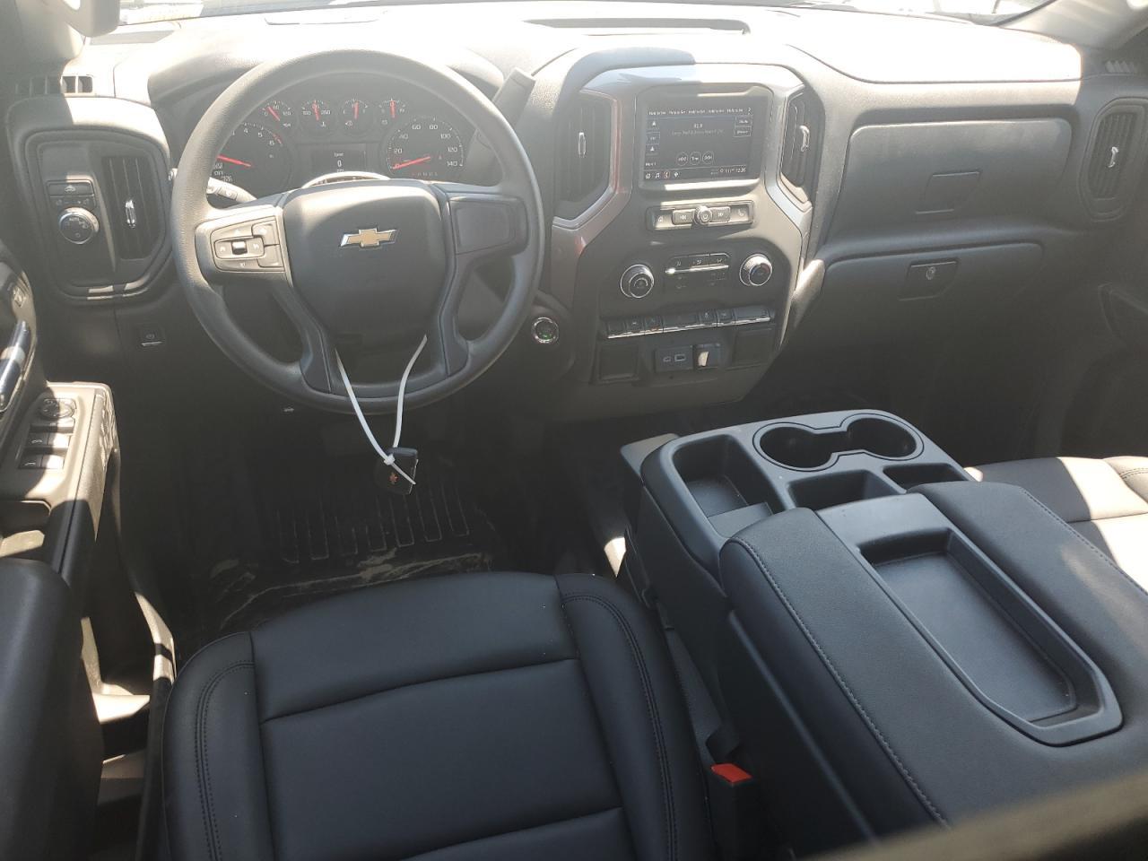 2025 CHEVROLET Silverado