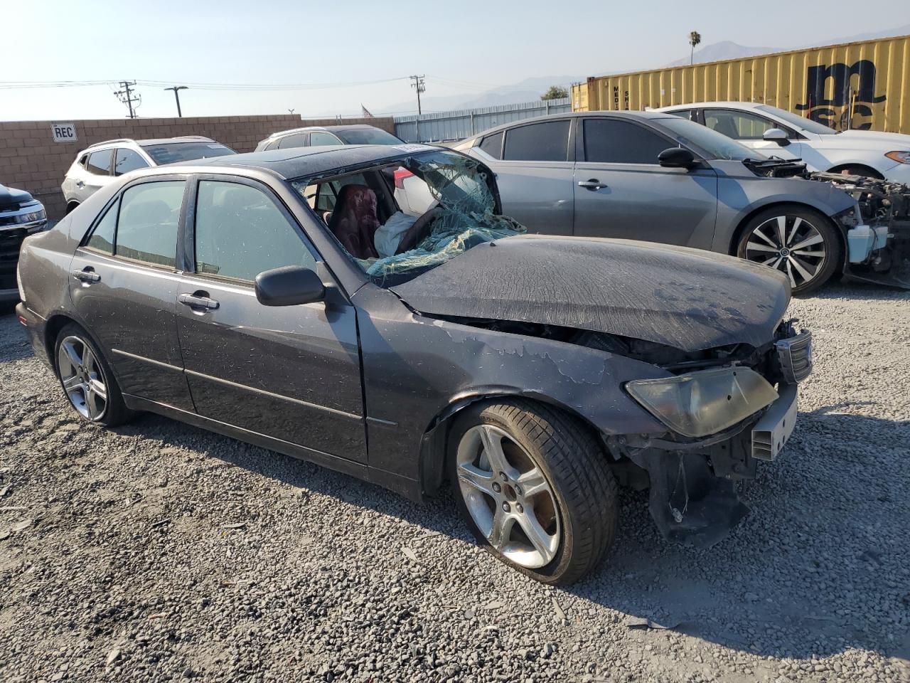 2001 LEXUS IS 300