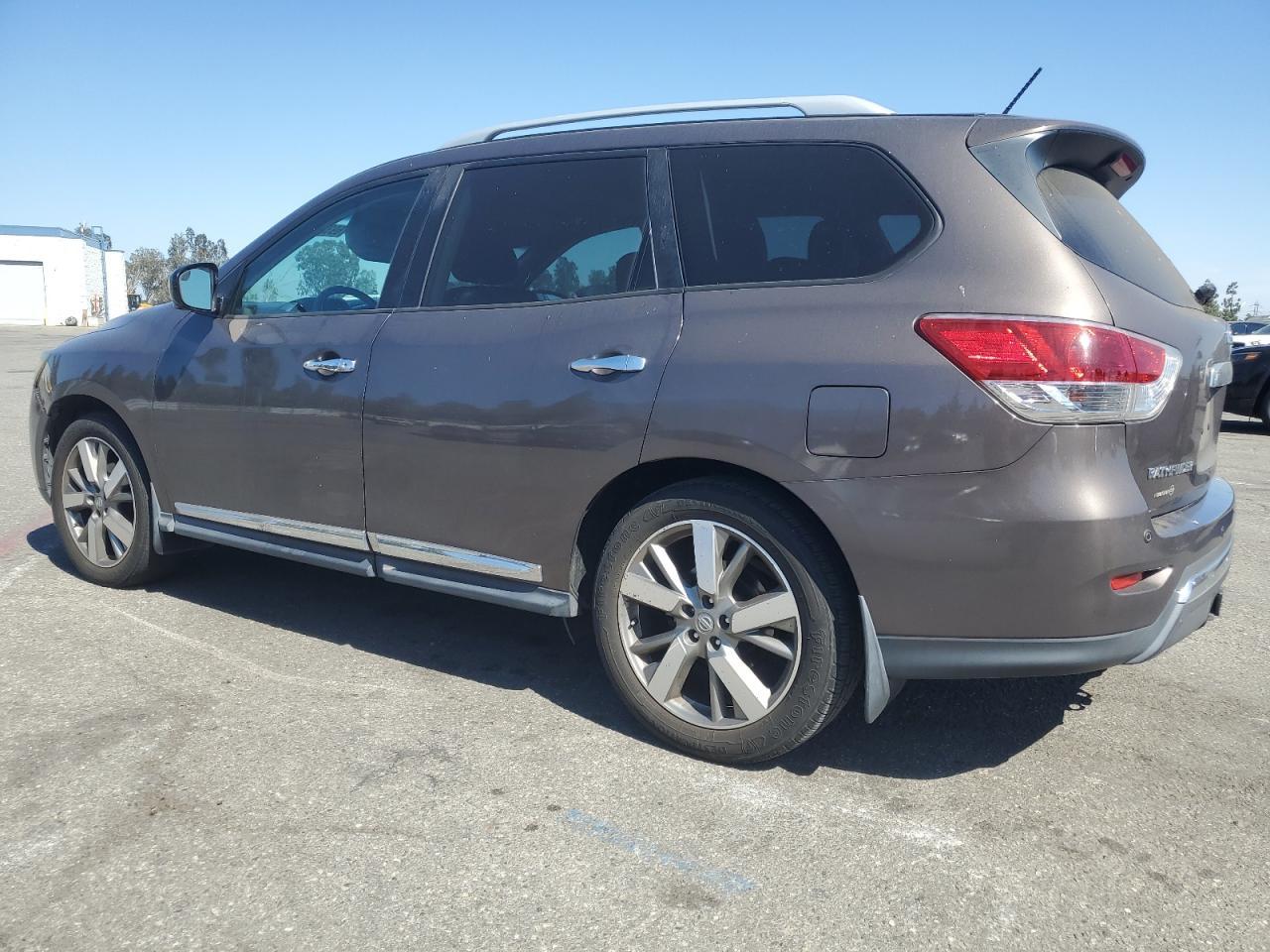 2015 NISSAN PATHFINDER