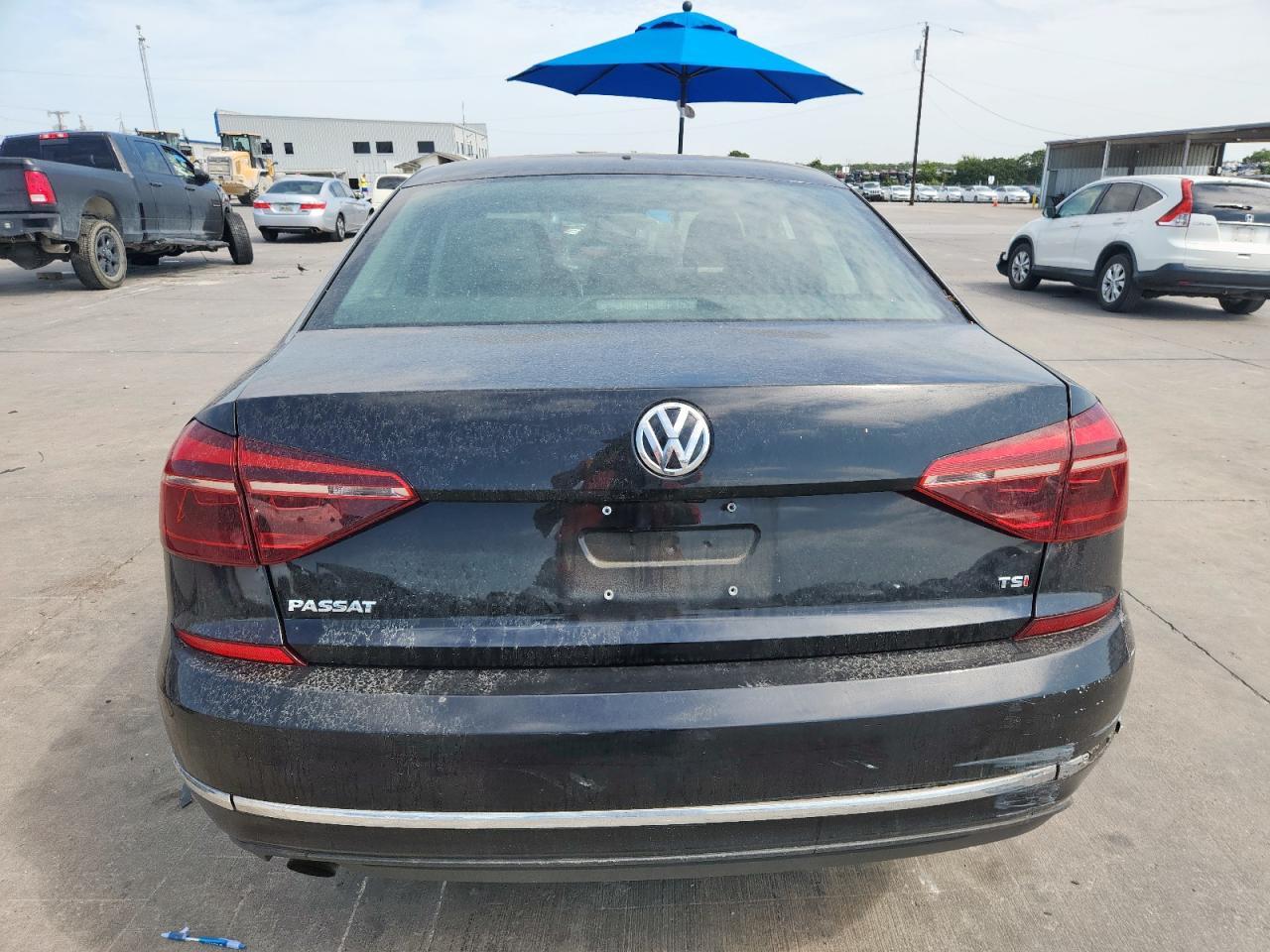 2018 VOLKSWAGEN Passat