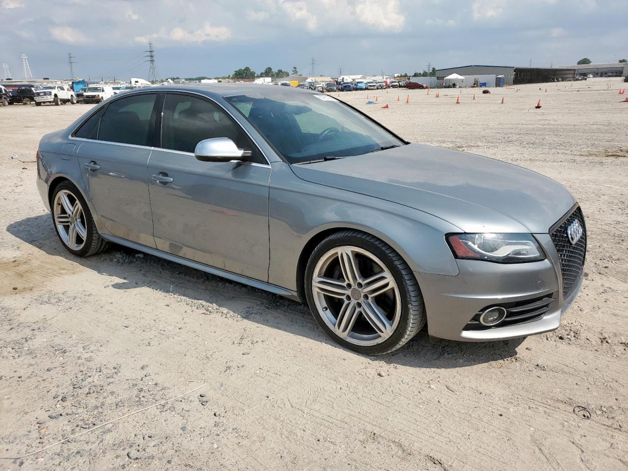 2011 AUDI S4
