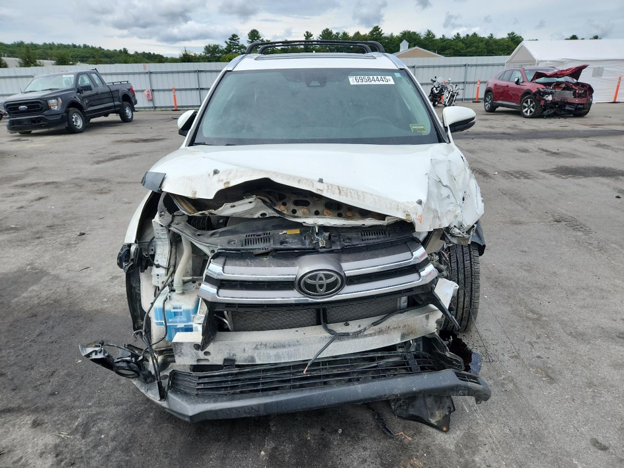 2018 TOYOTA HIGHLANDER
