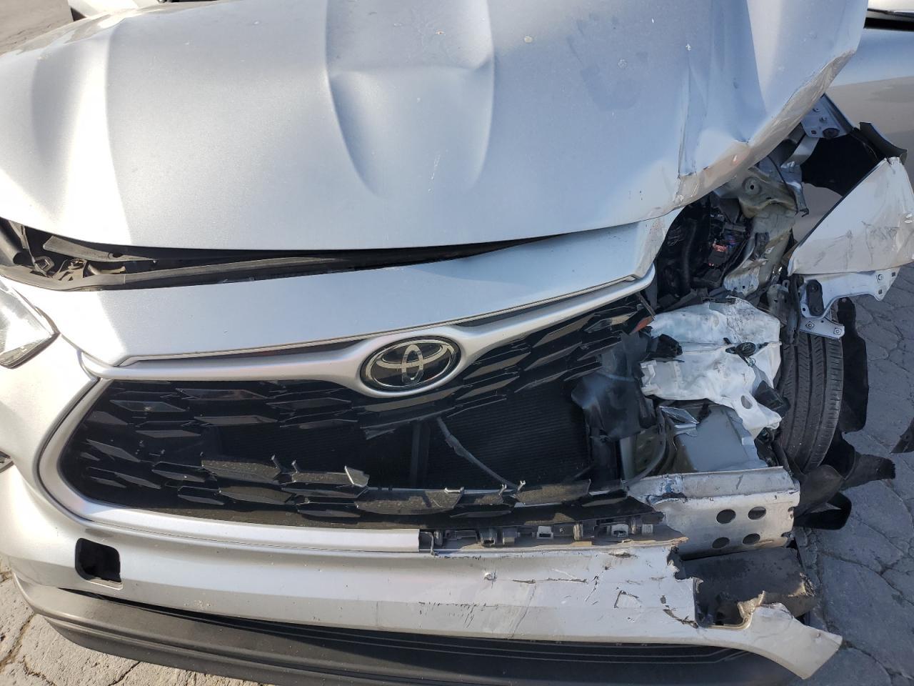 2020 TOYOTA HIGHLANDER
