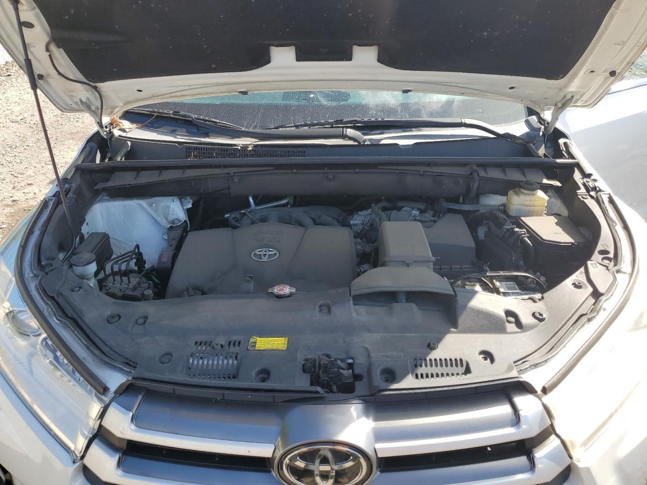 2018 TOYOTA HIGHLANDER