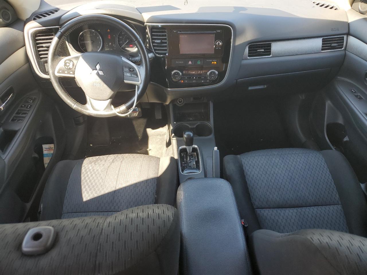 2014 MITSUBISHI outlander