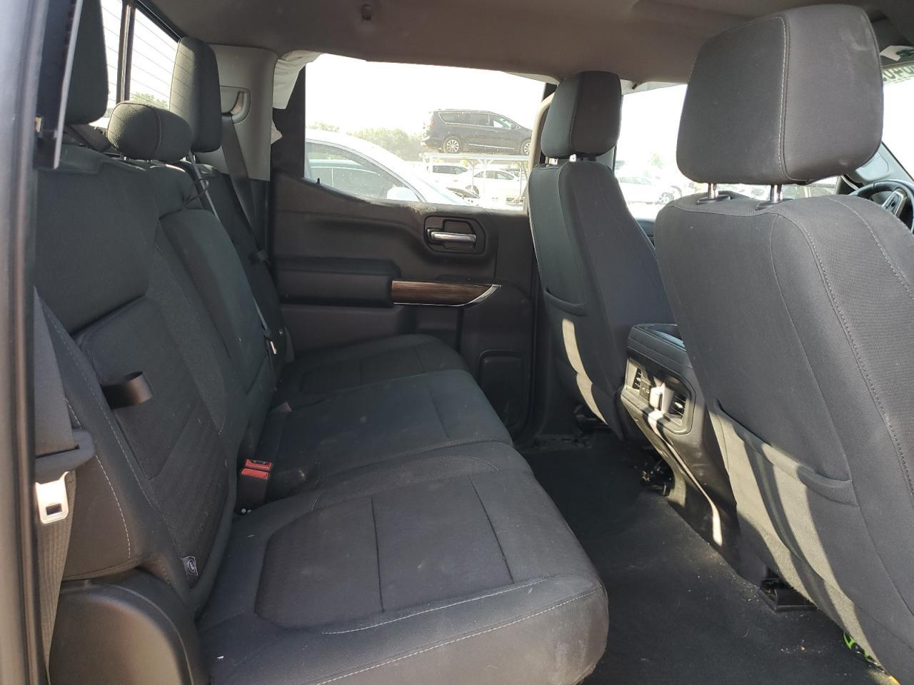 2021 CHEVROLET Silverado