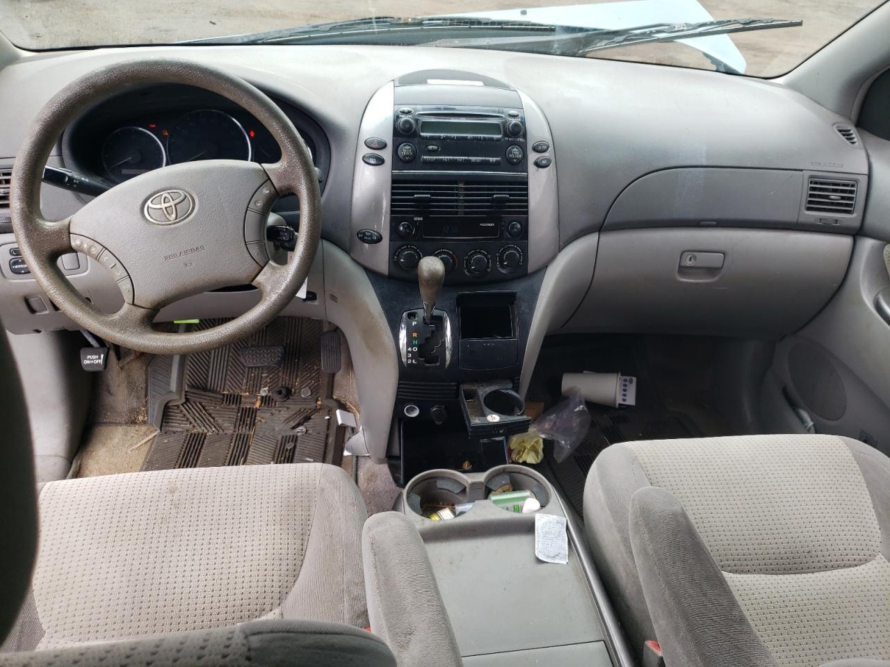 2008 TOYOTA SIENNA