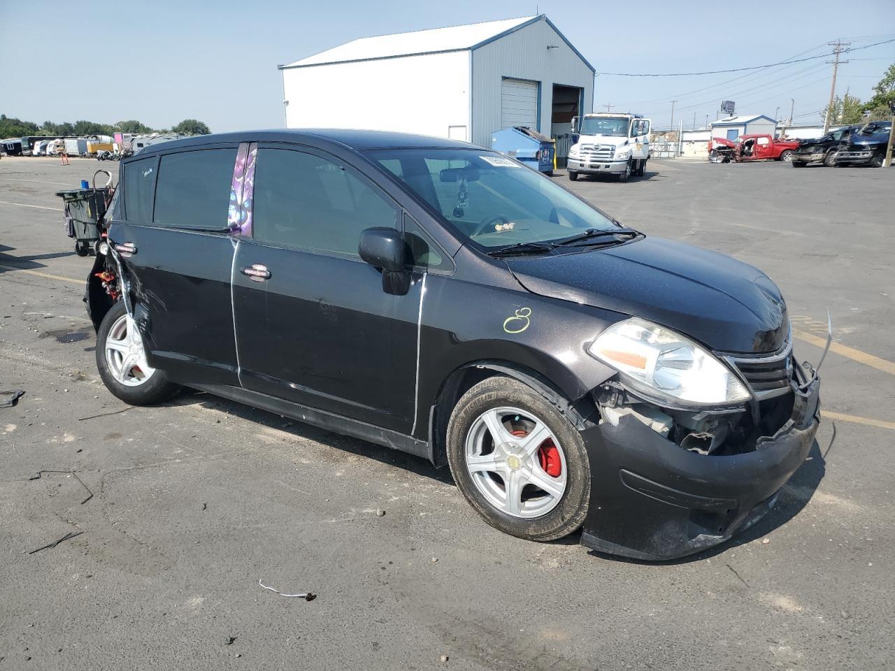 2011 NISSAN VERSA