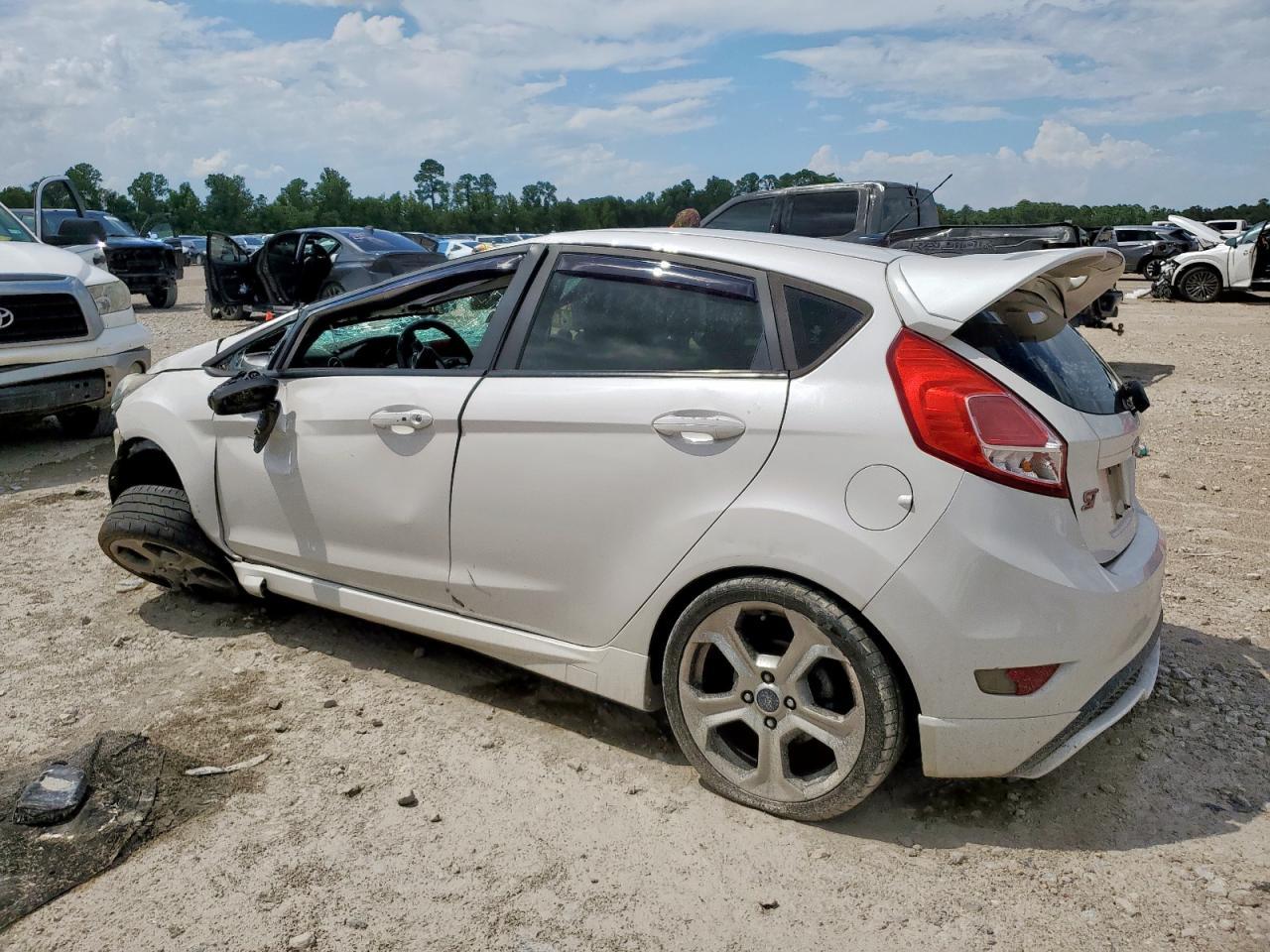2017 FORD Fiesta