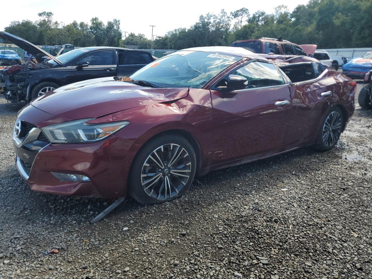 2017 NISSAN Maxima