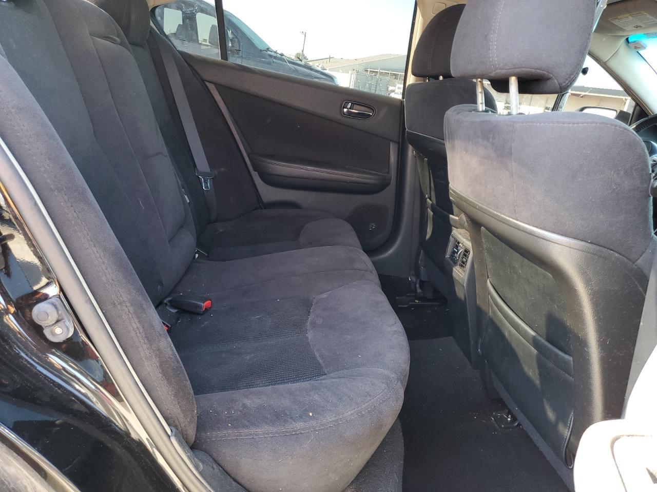 2012 NISSAN Maxima