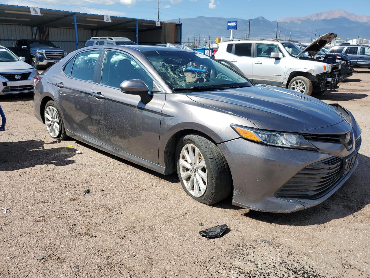 2018 TOYOTA CAMRY