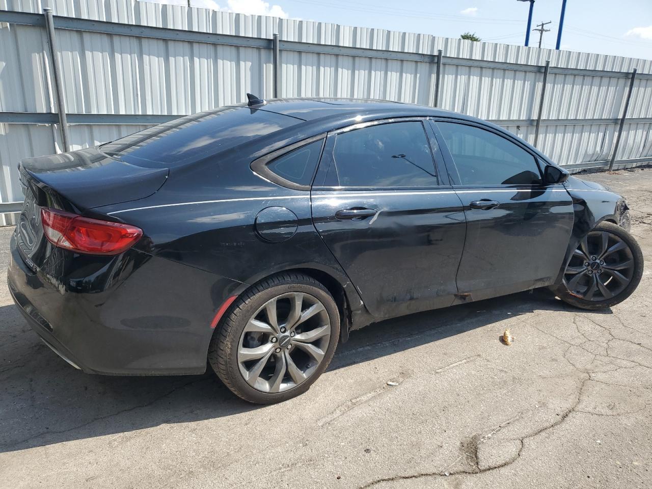 2016 CHRYSLER 200