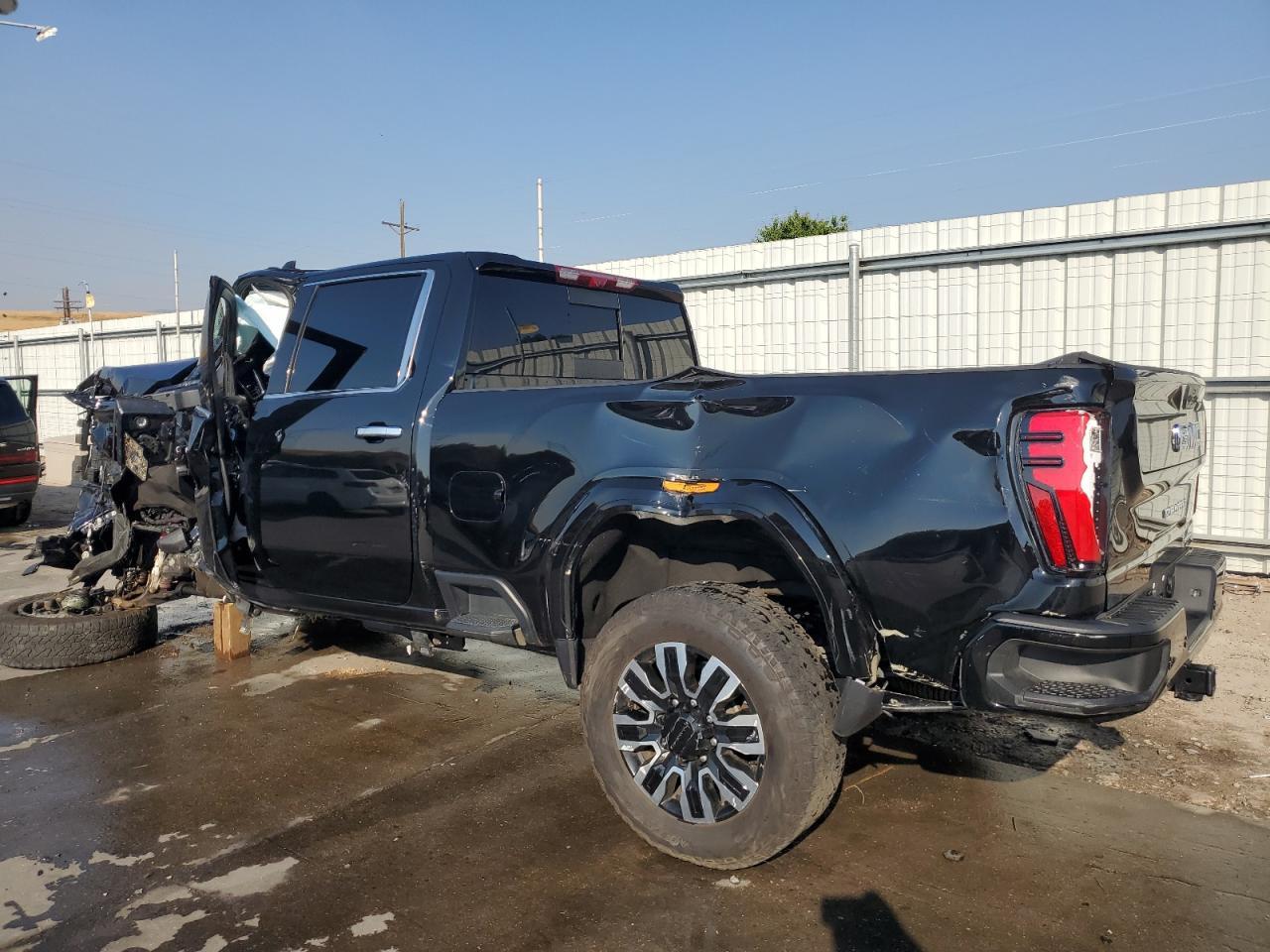 2024 GMC Sierra