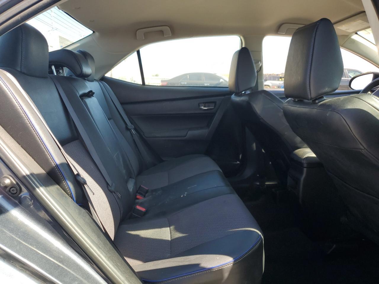 2018 TOYOTA COROLLA