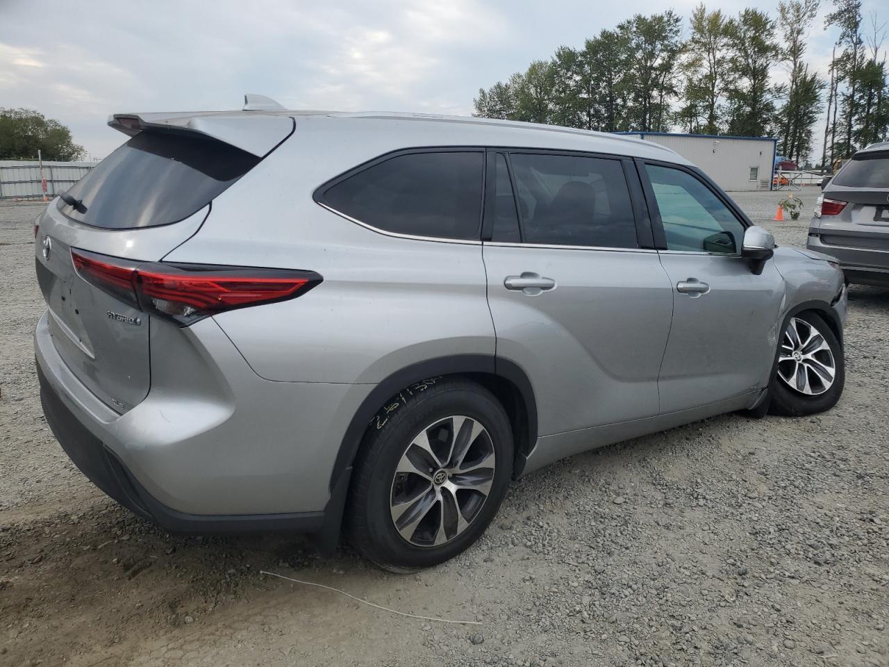 2022 TOYOTA HIGHLANDER