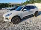 2020 PORSCHE Macan