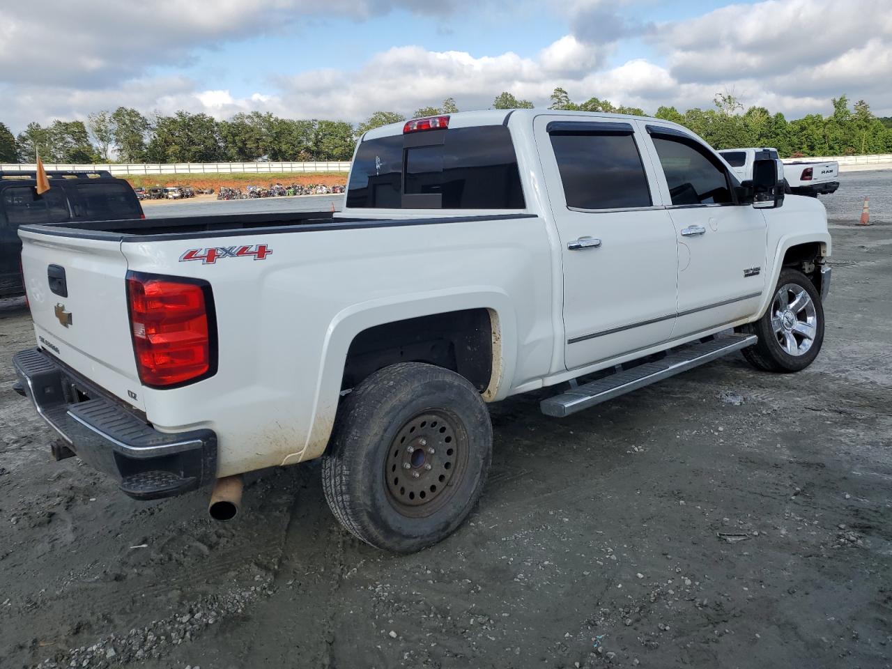 2015 CHEVROLET Silverado