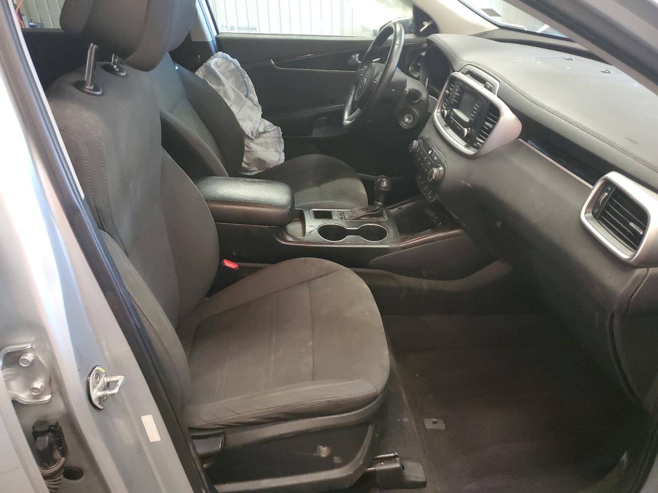 2016 KIA SORENTO