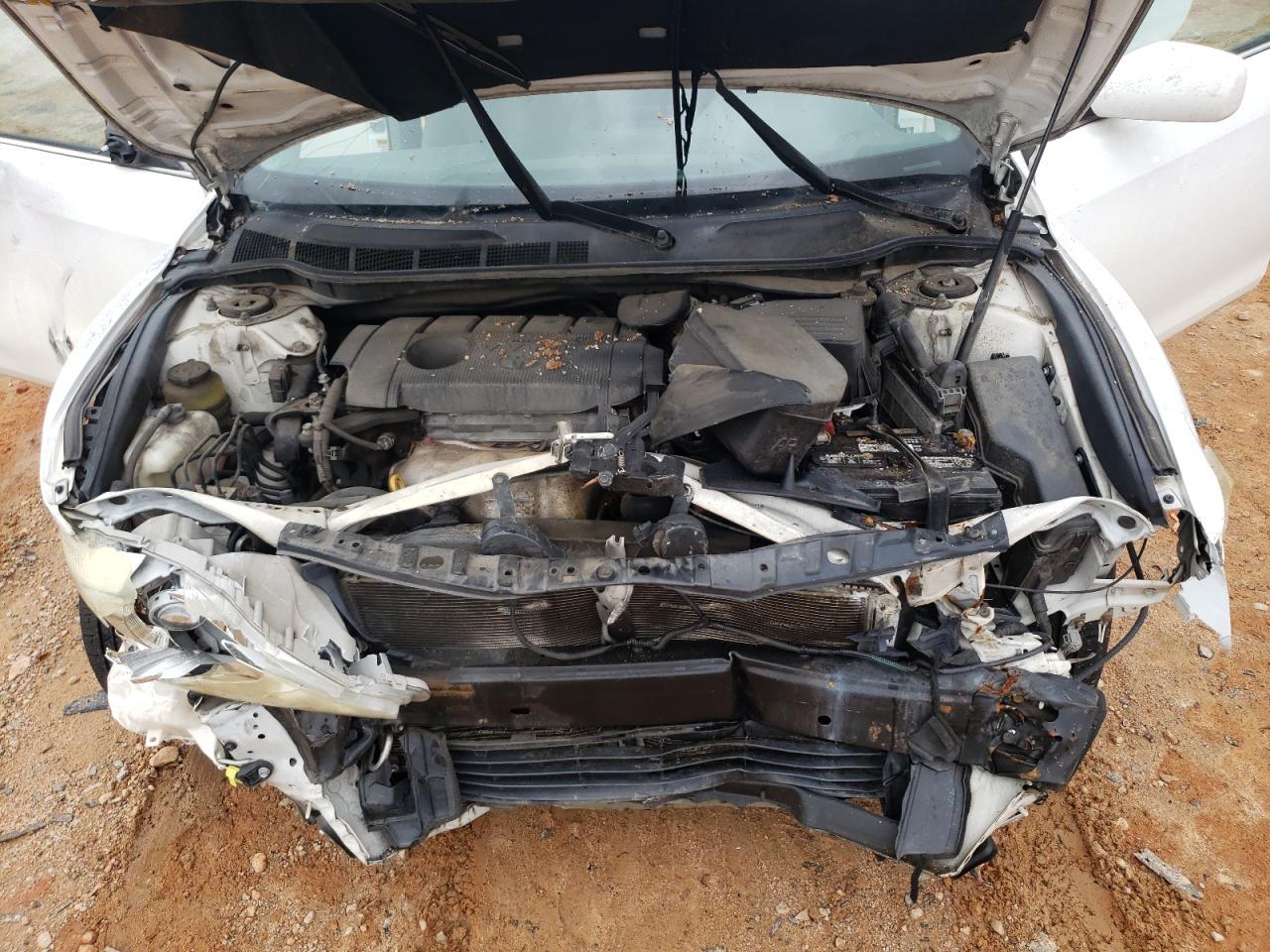 2011 TOYOTA CAMRY