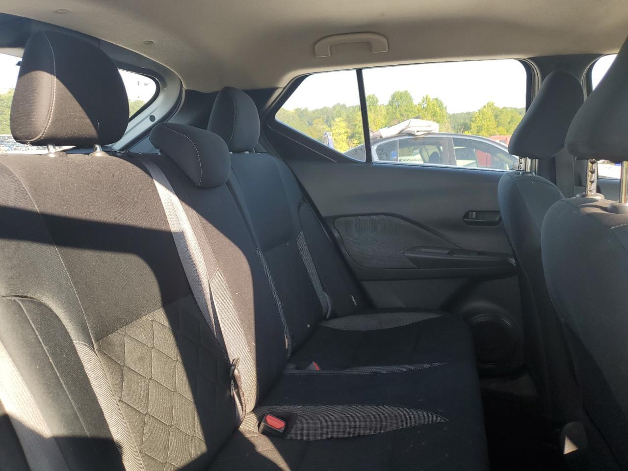 2020 NISSAN KICKS