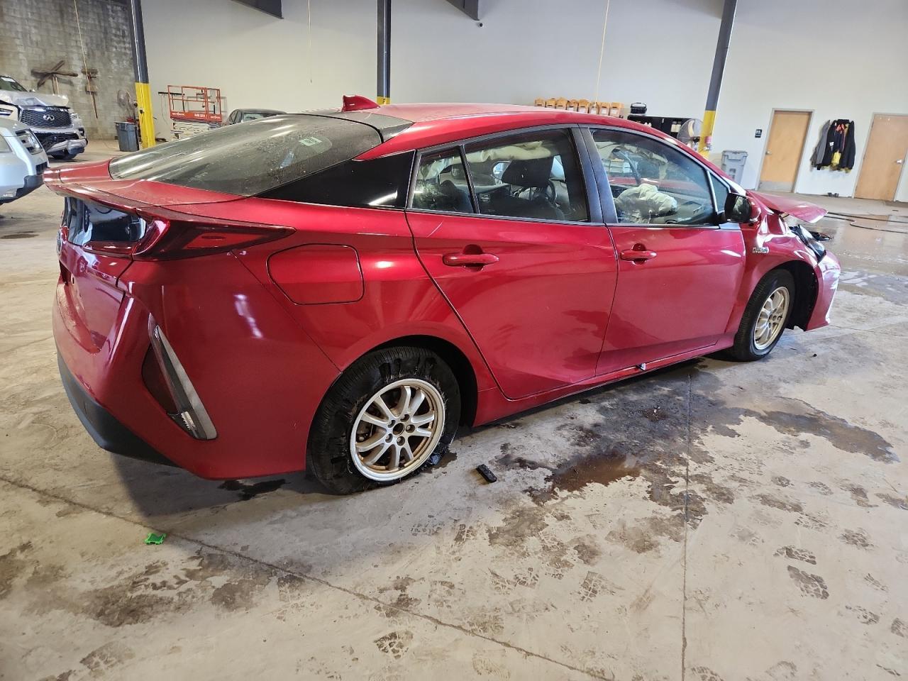 2022 TOYOTA Prius Prime