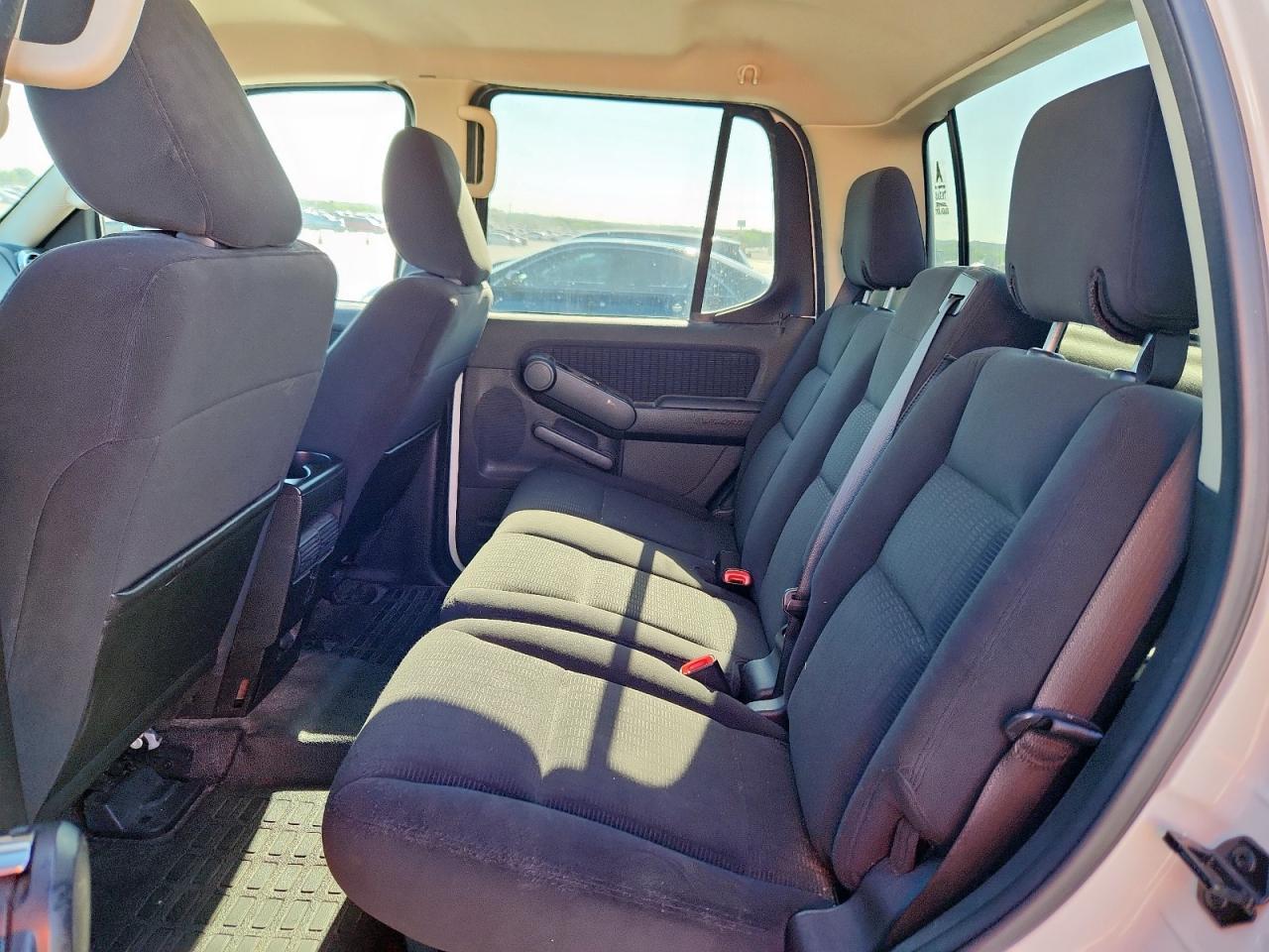 2010 FORD Explorer Sport Trac