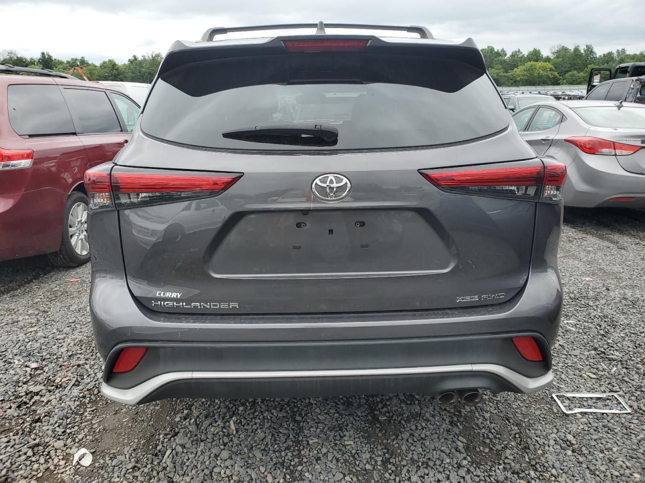 2021 TOYOTA HIGHLANDER