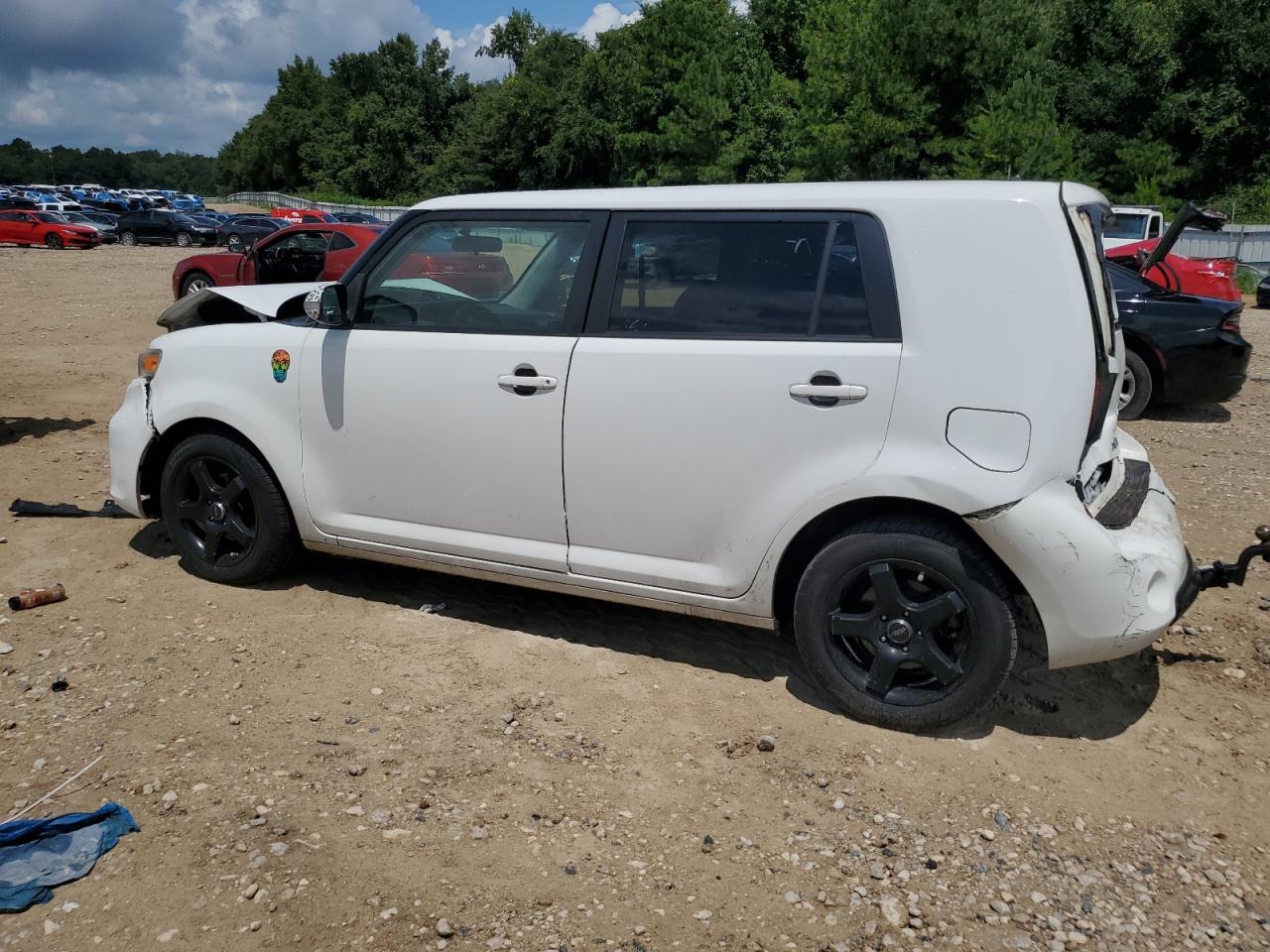 2014 TOYOTA SCION
