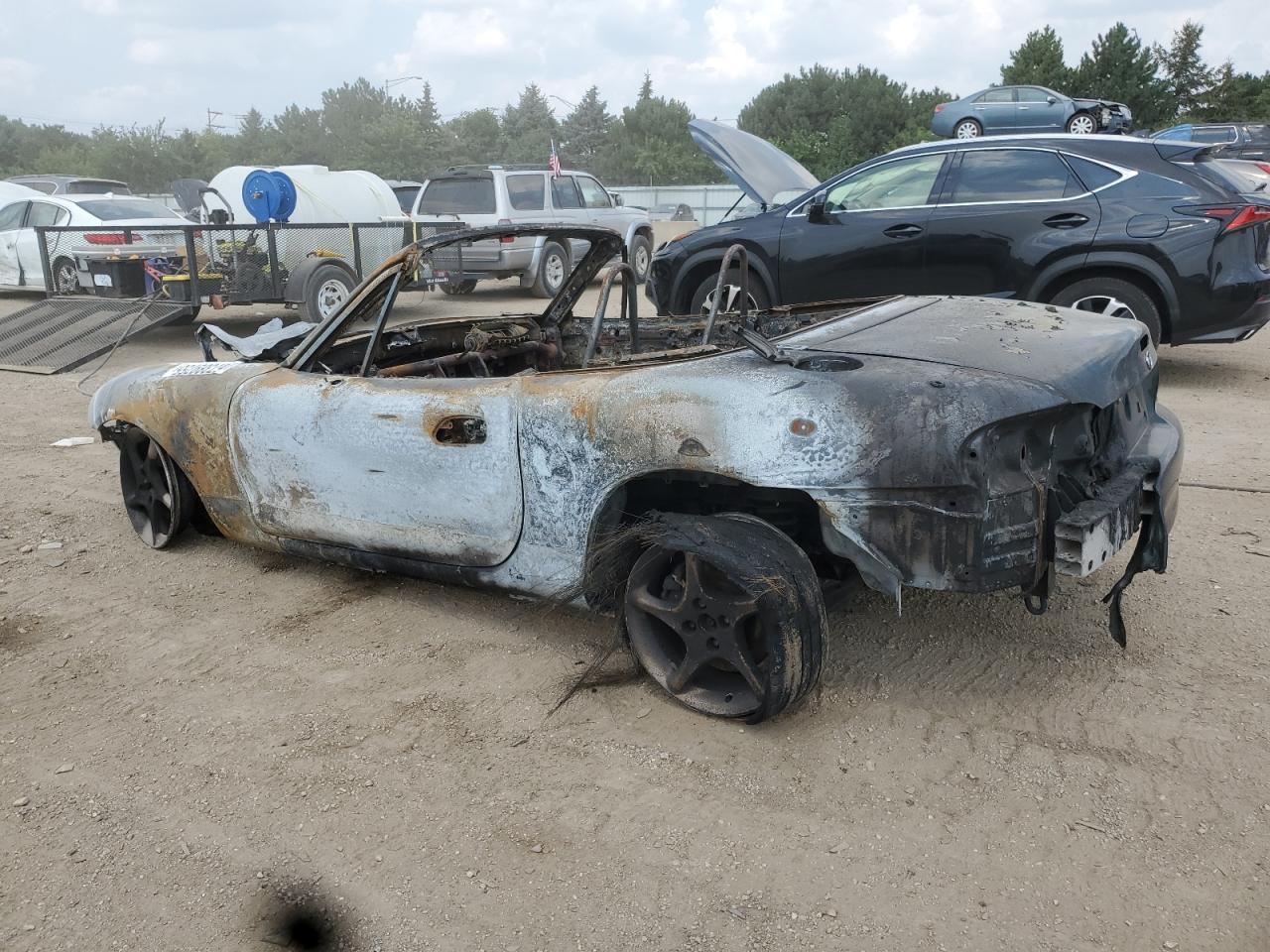 2003 MAZDA MX-5 Miata