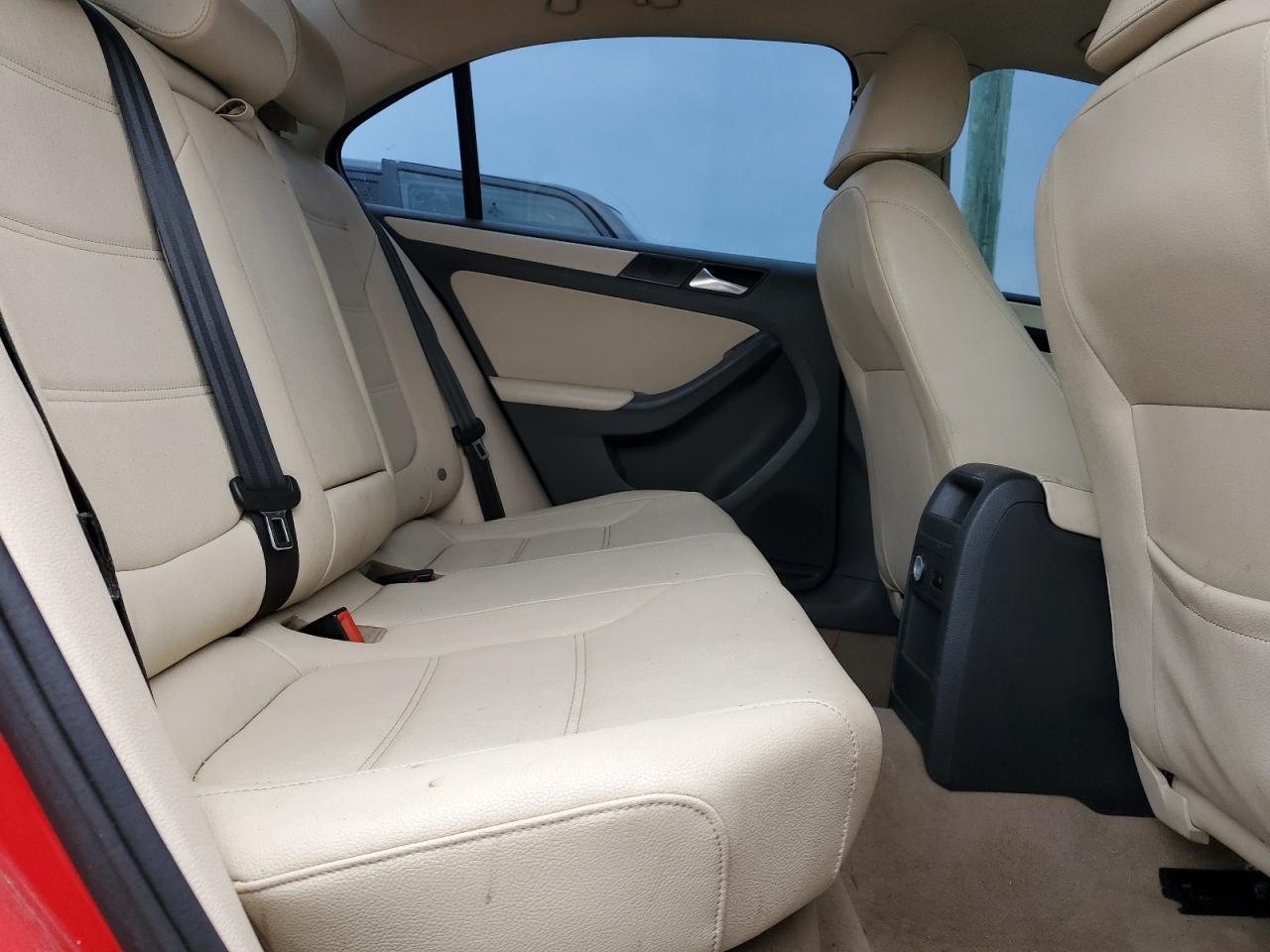 2012 VOLKSWAGEN JETTA