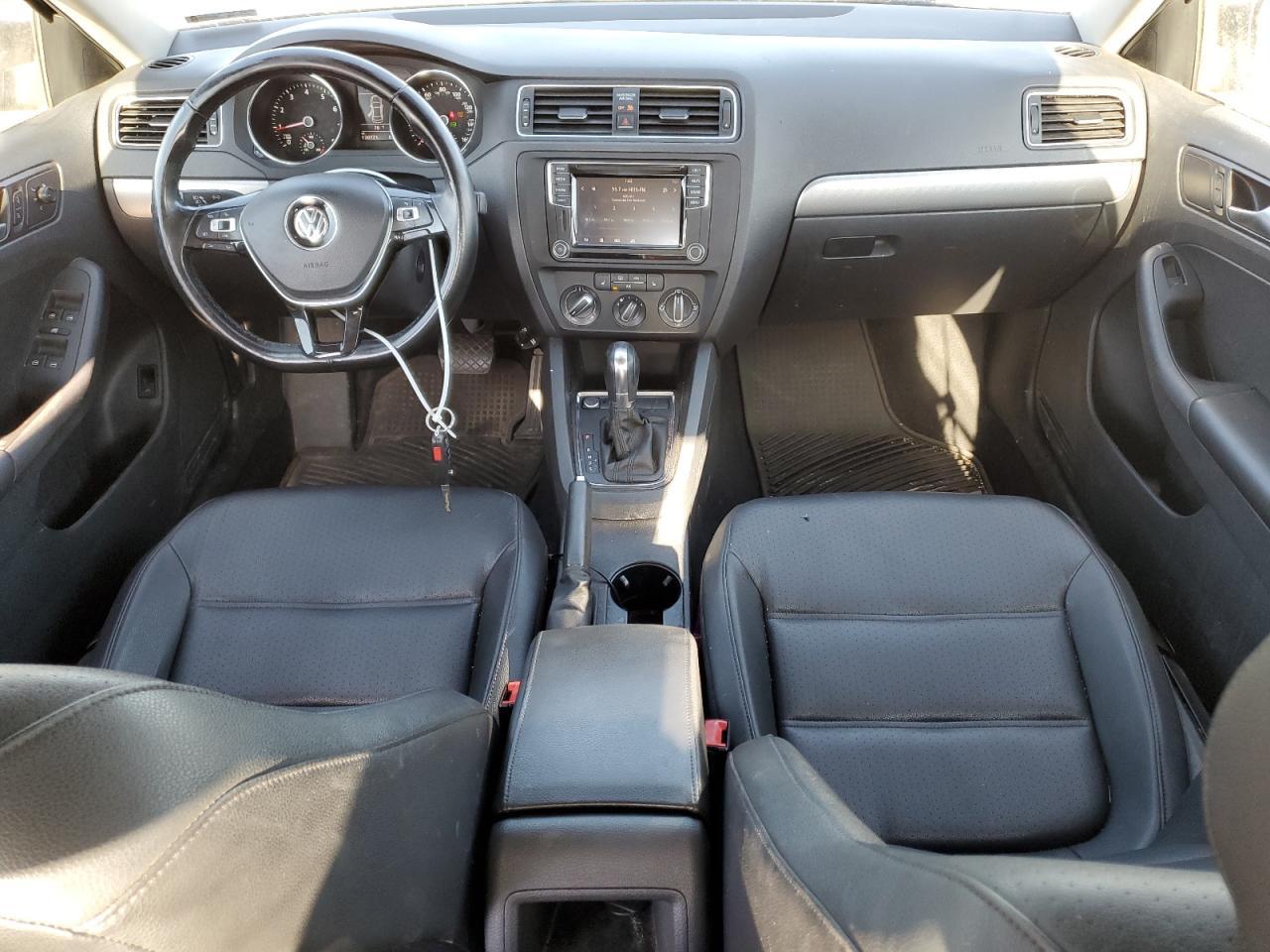 2017 VOLKSWAGEN JETTA