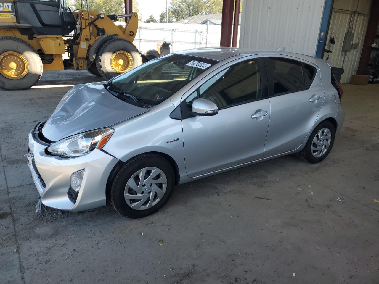 2015 TOYOTA Prius c