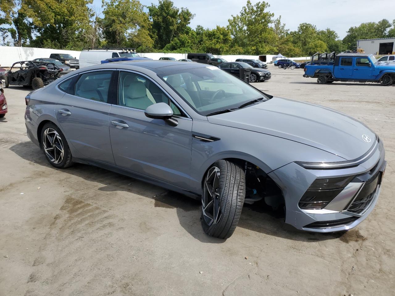 2025 HYUNDAI SONATA