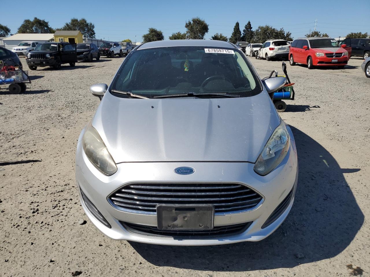 2014 FORD Fiesta