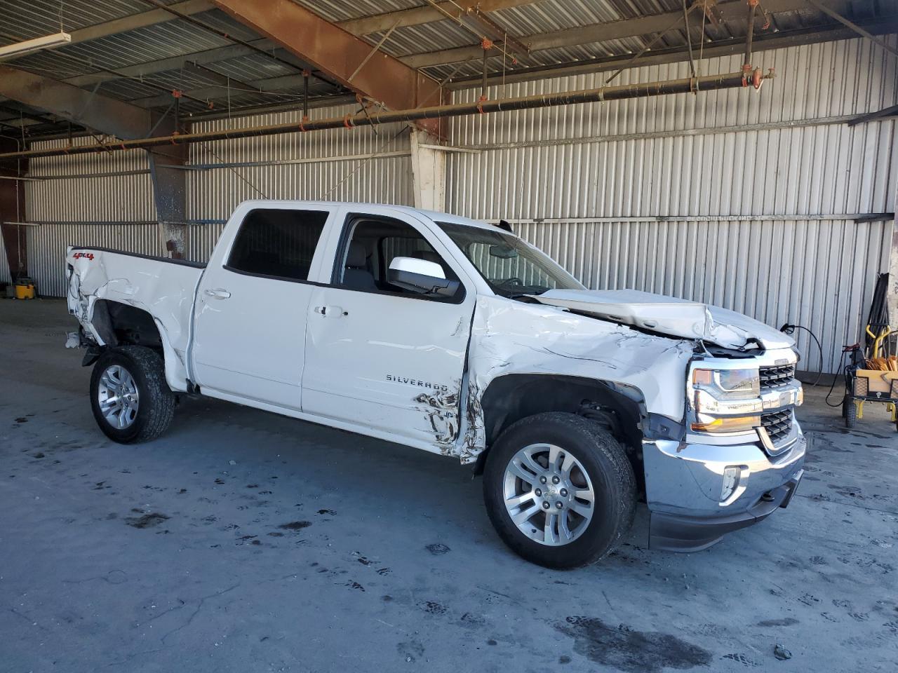 2018 CHEVROLET Silverado