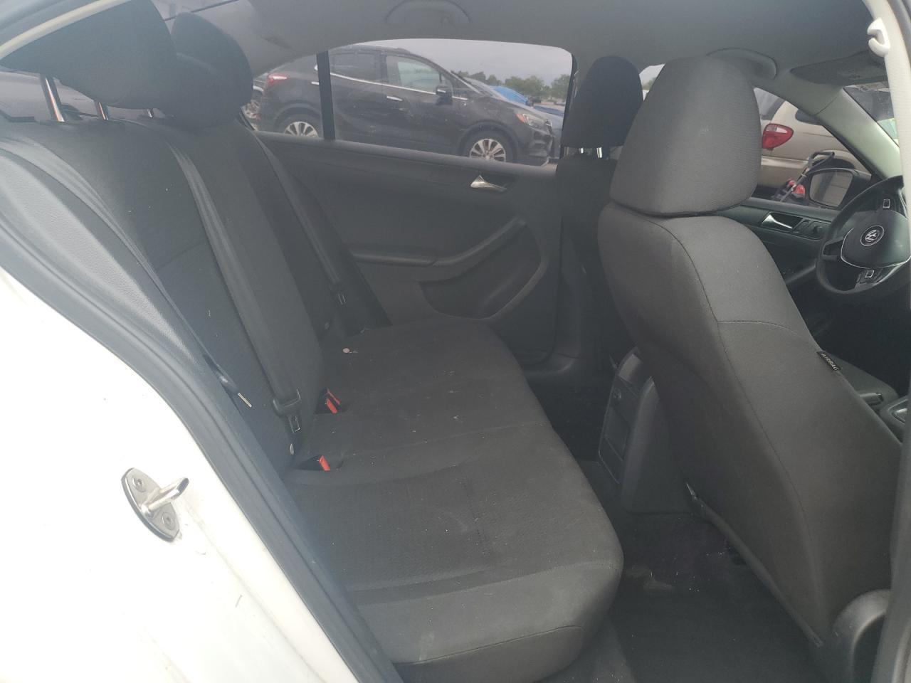 2016 VOLKSWAGEN JETTA