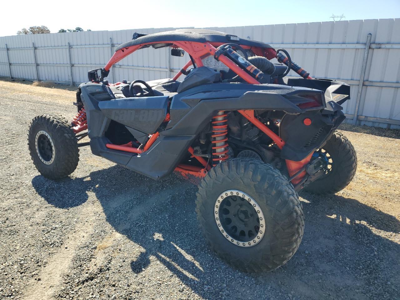 2017 CAN-AM Maverick