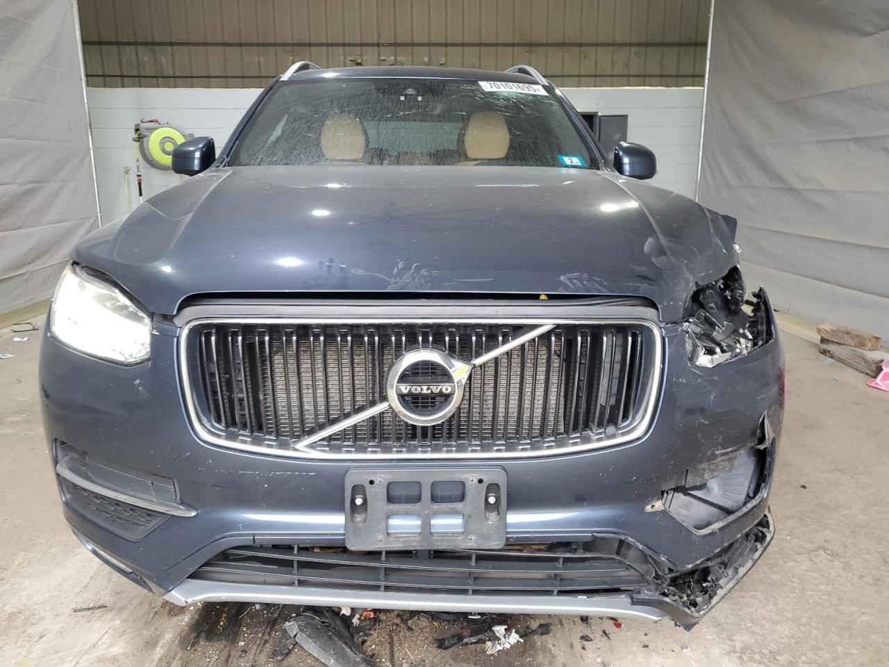 2019 VOLVO XC90