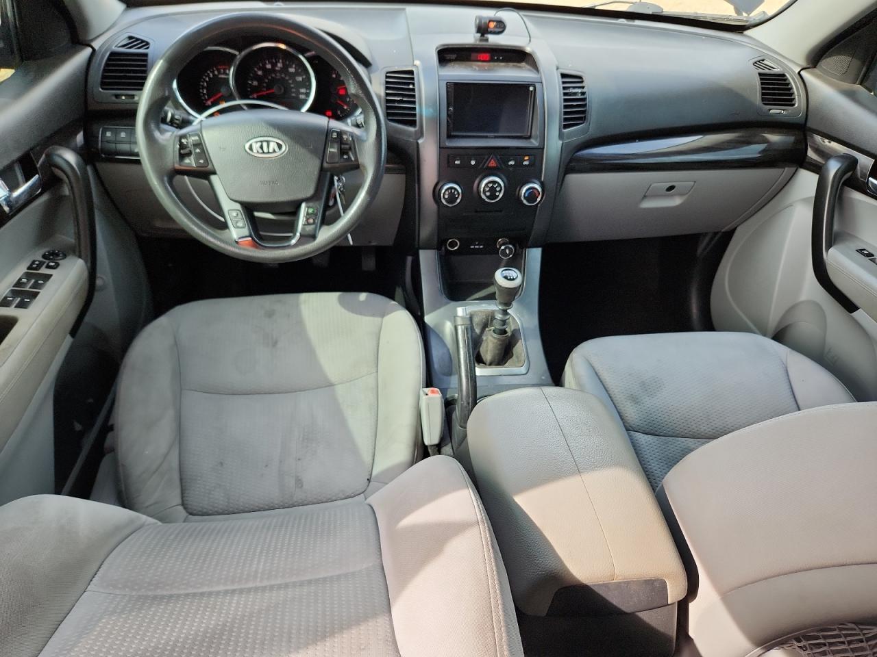 2011 KIA SORENTO