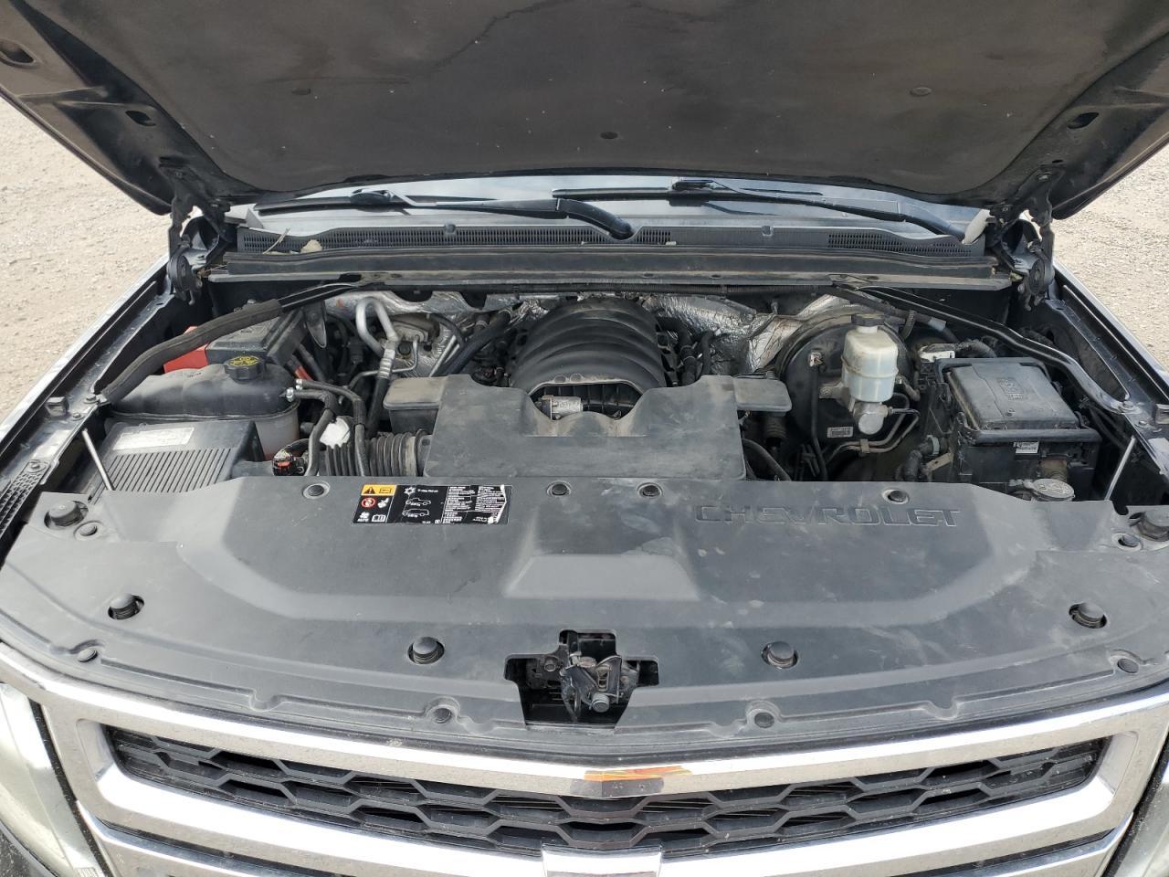2015 CHEVROLET Suburban