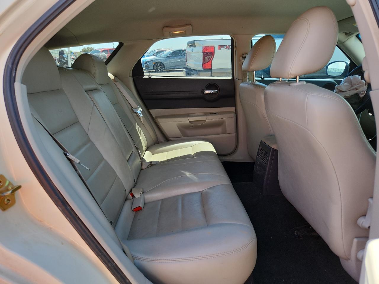 2005 DODGE MAGNUM