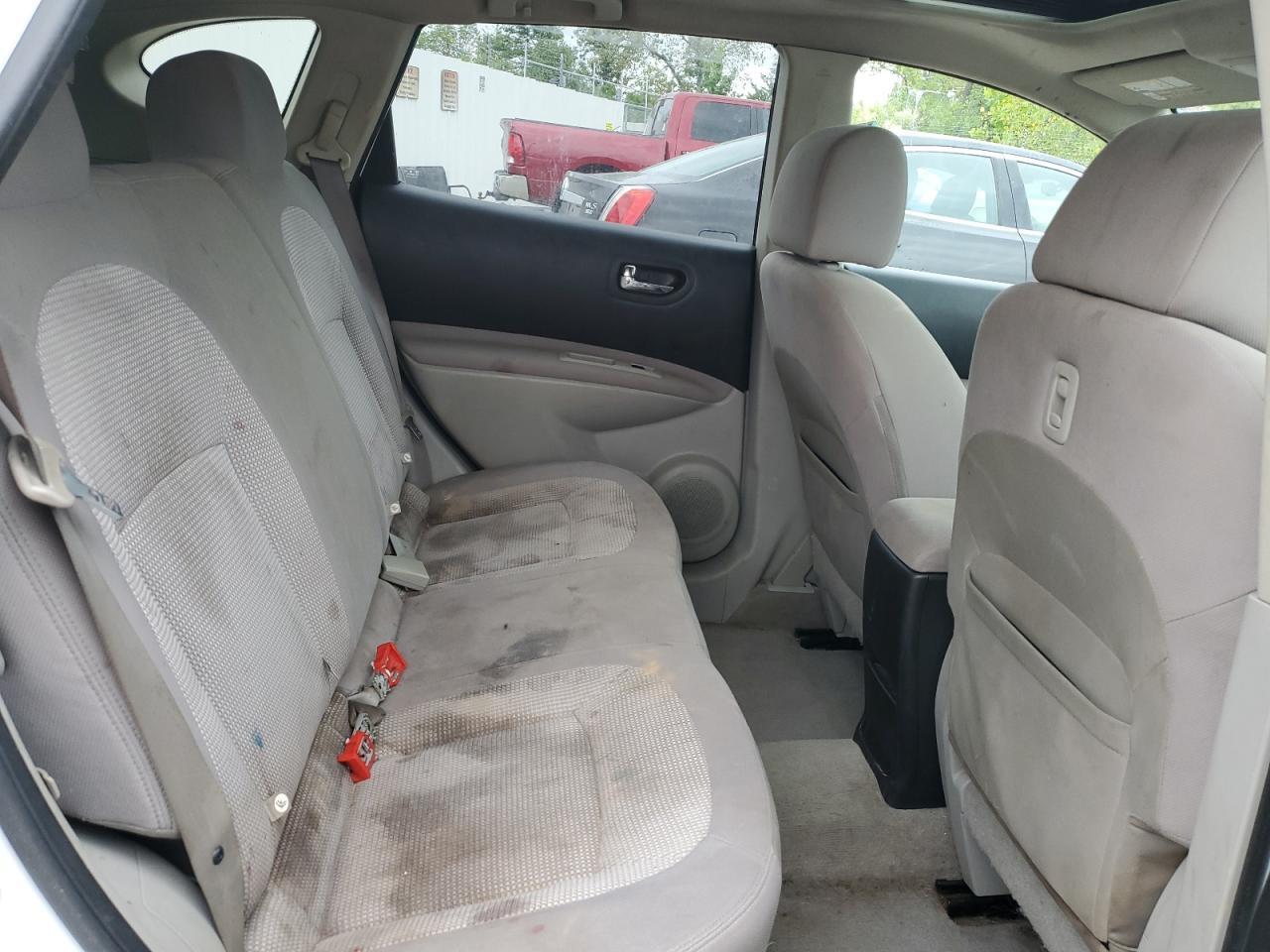 2011 NISSAN ROGUE