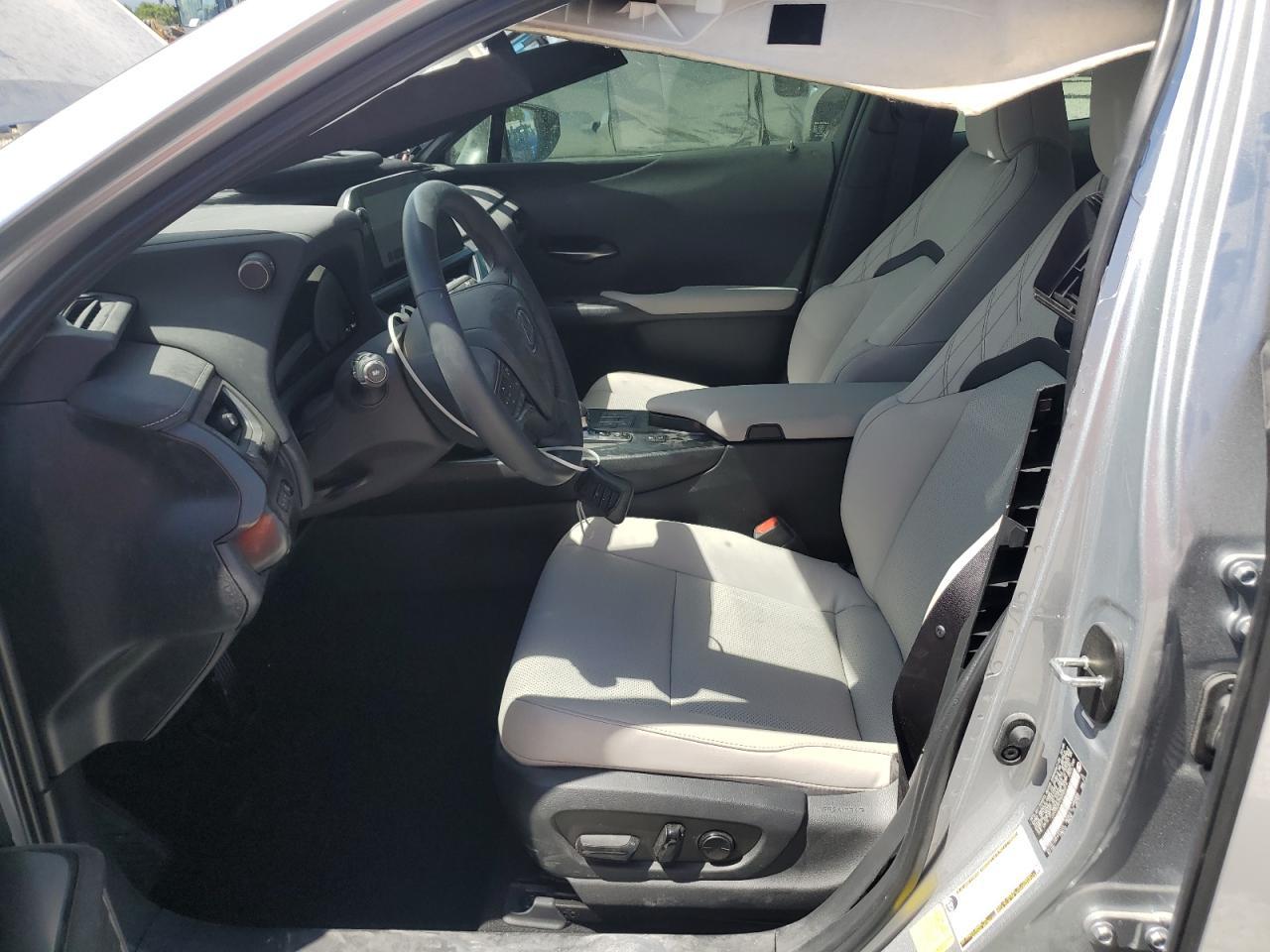 2025 LEXUS UX 300H