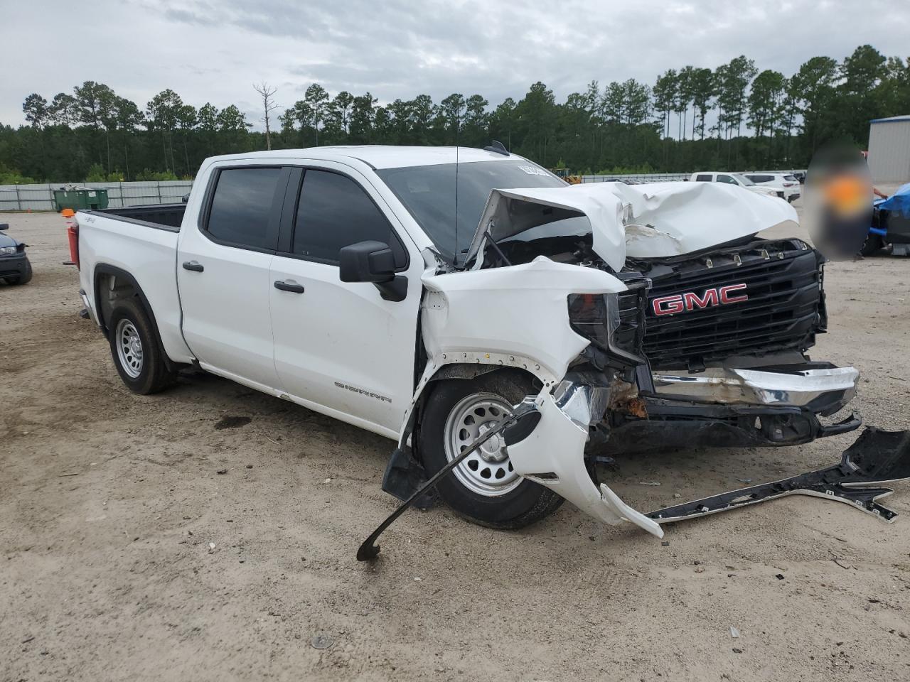 2024 GMC Sierra