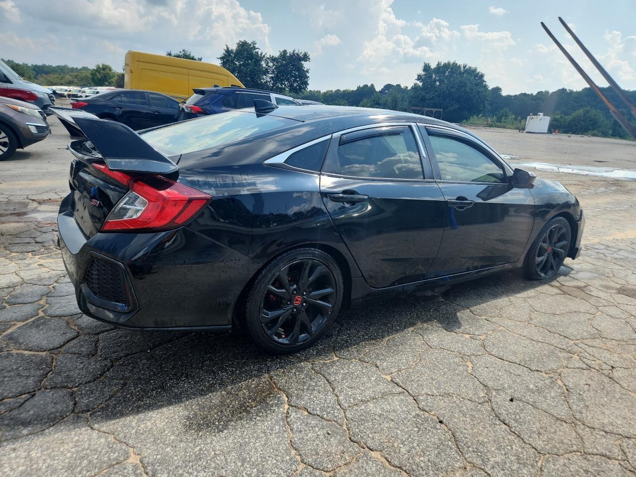 2017 HONDA CIVIC