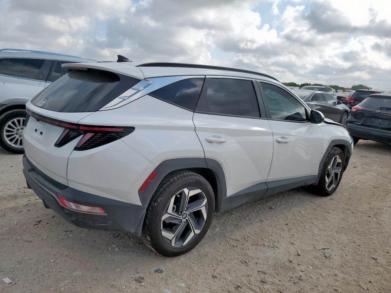 2024 HYUNDAI TUCSON